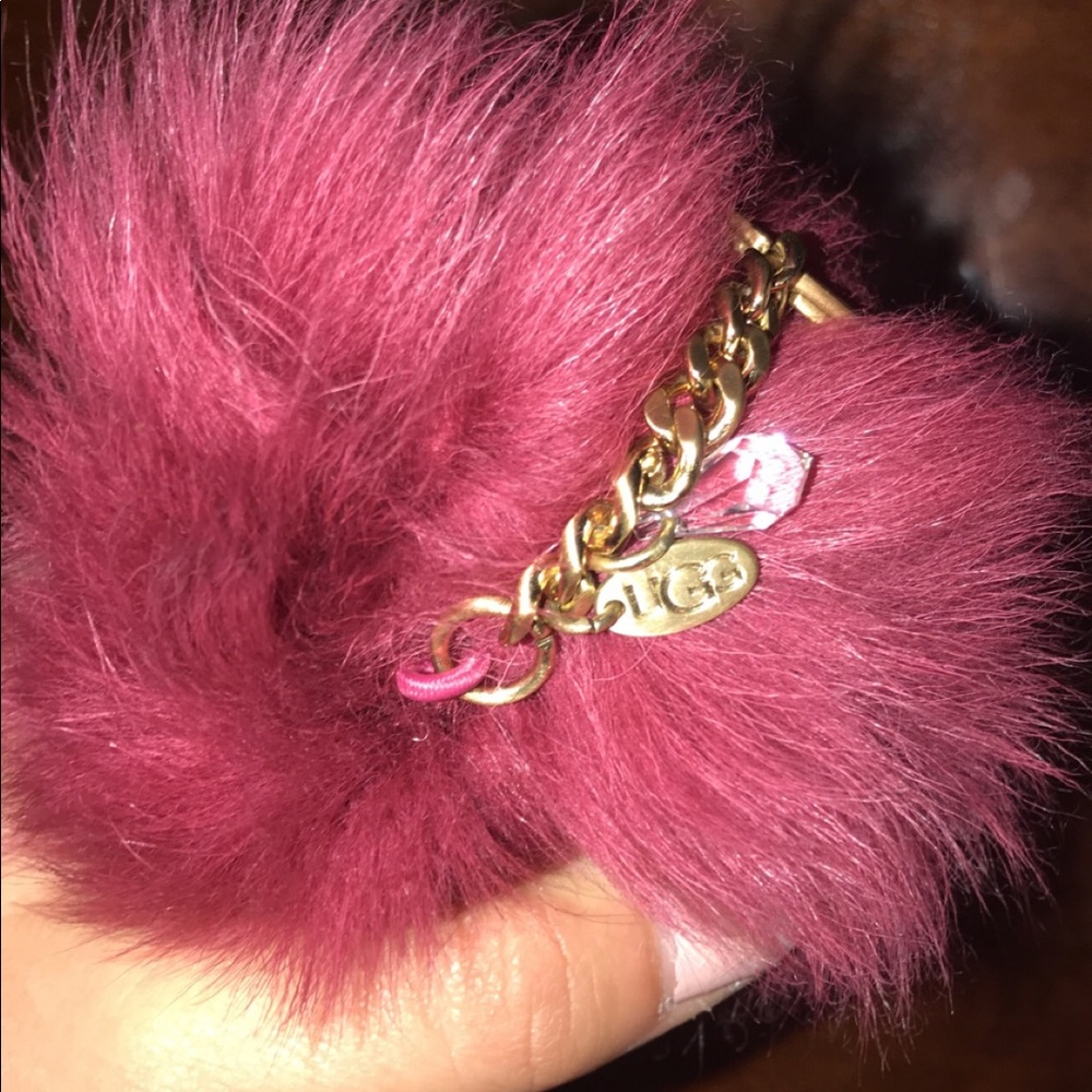 Ugg puff ball keychain